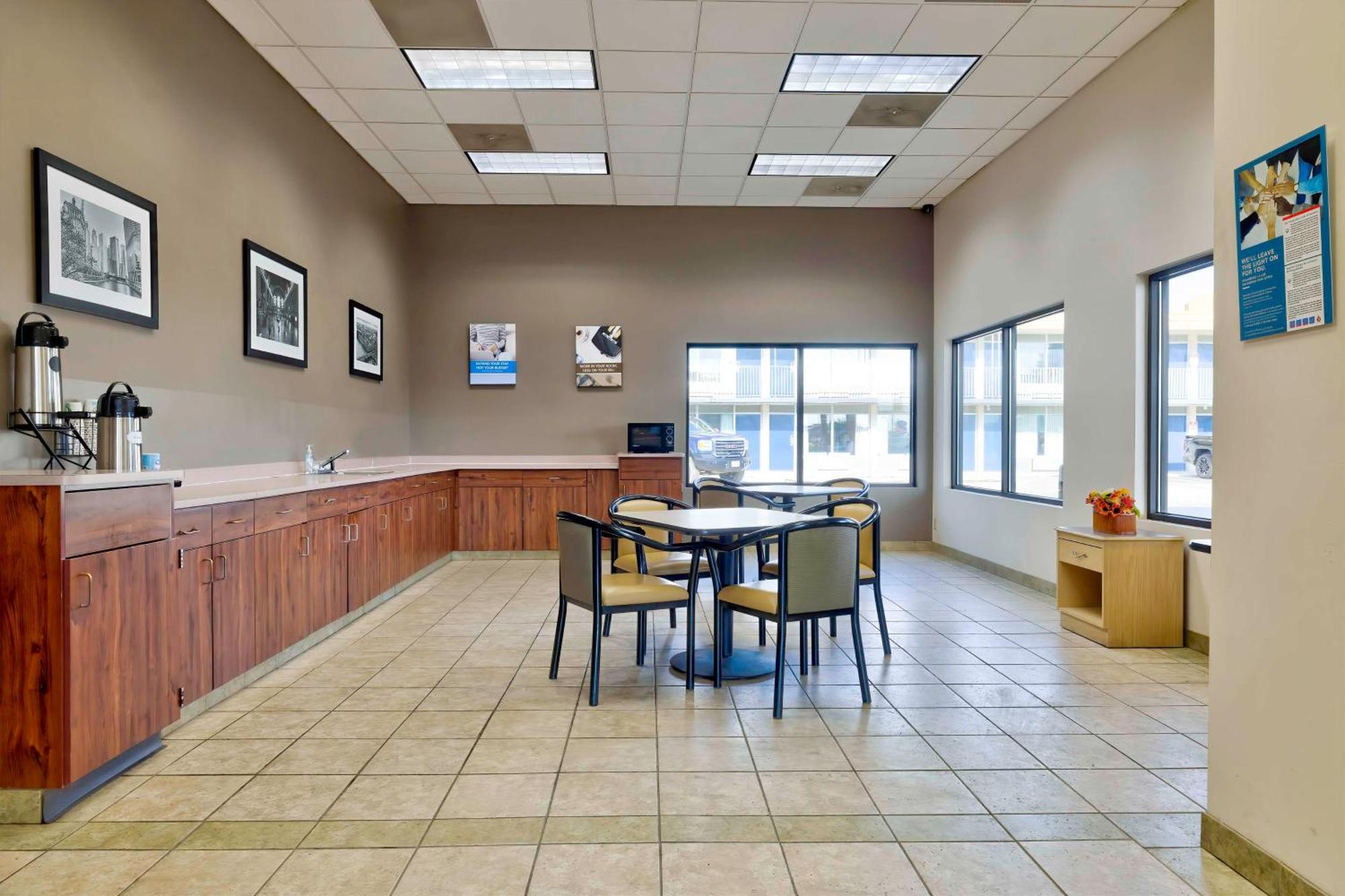 Studio 6 Effingham, Il Luaran gambar